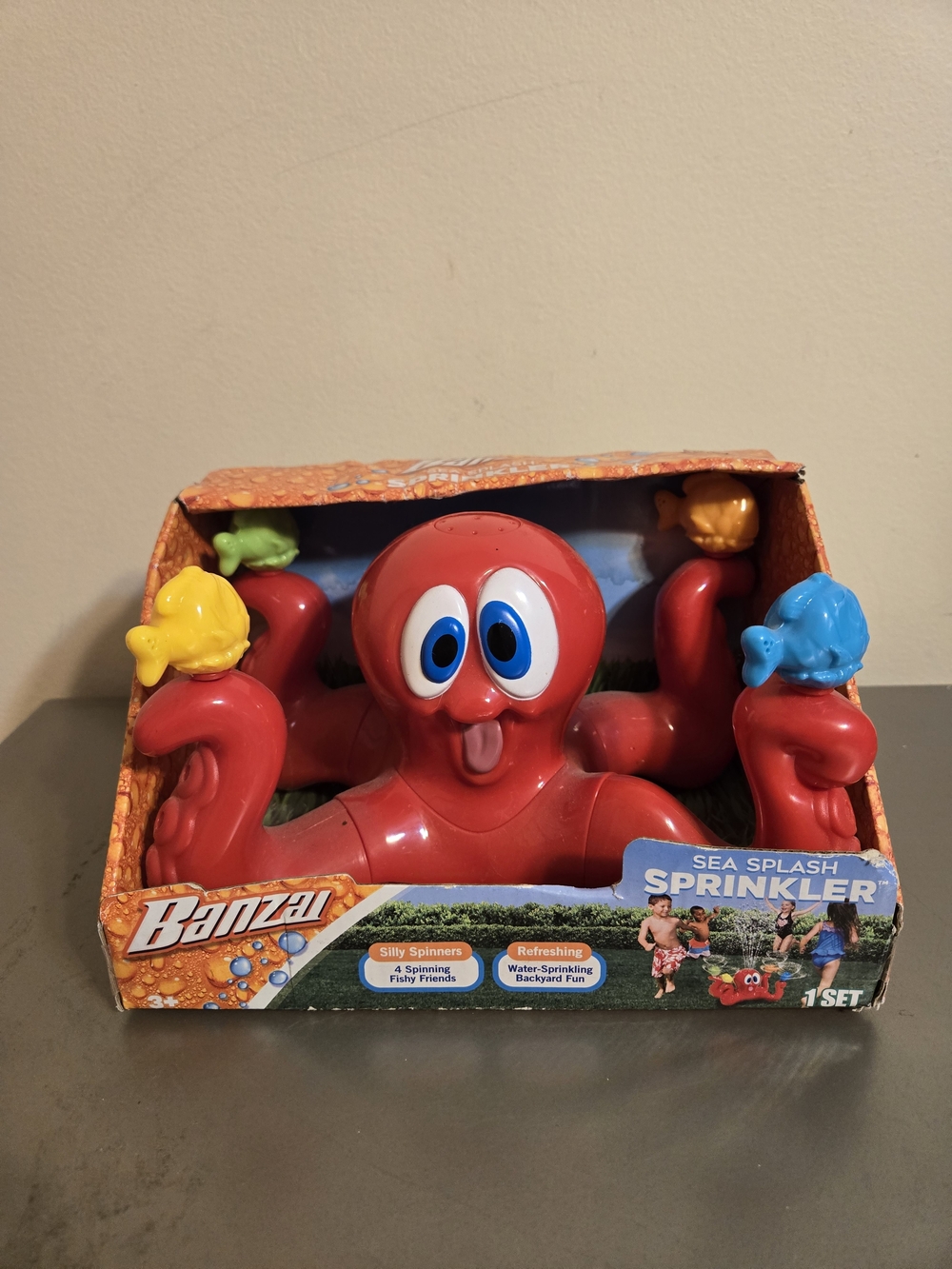 Banzai Sea Splash Sprinkler